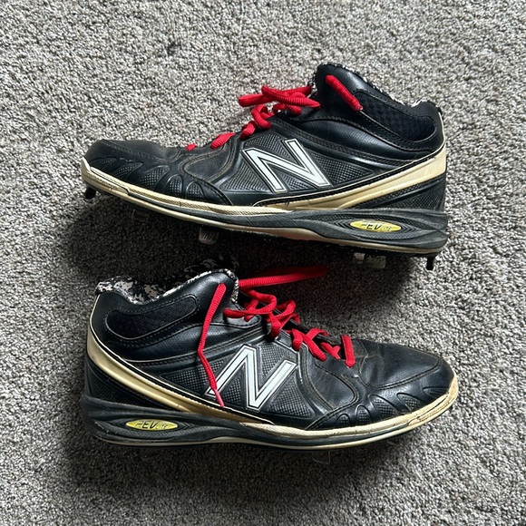 New Balance baseball cleats - Picture 5 of 9